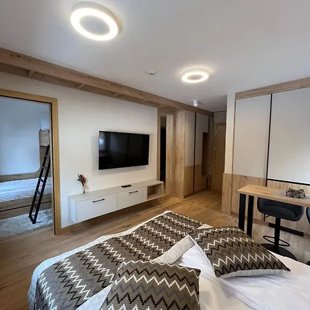 Privatni Rio 153 U Sklopu Vucko Apartman *